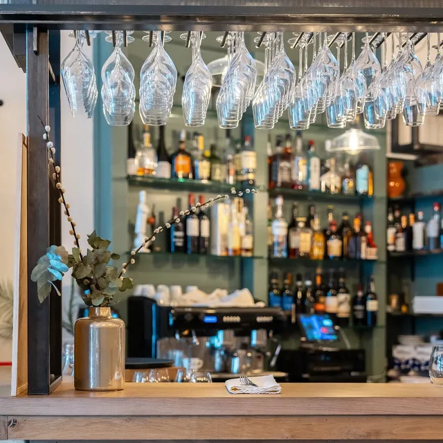 Polonio bar & bistro