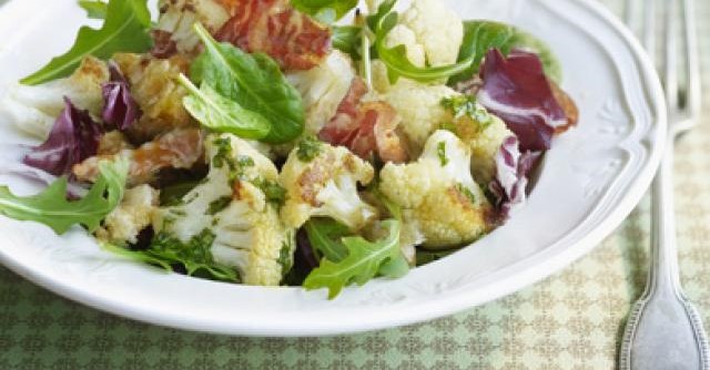 Salade geroosterde bloemkool en pancetta