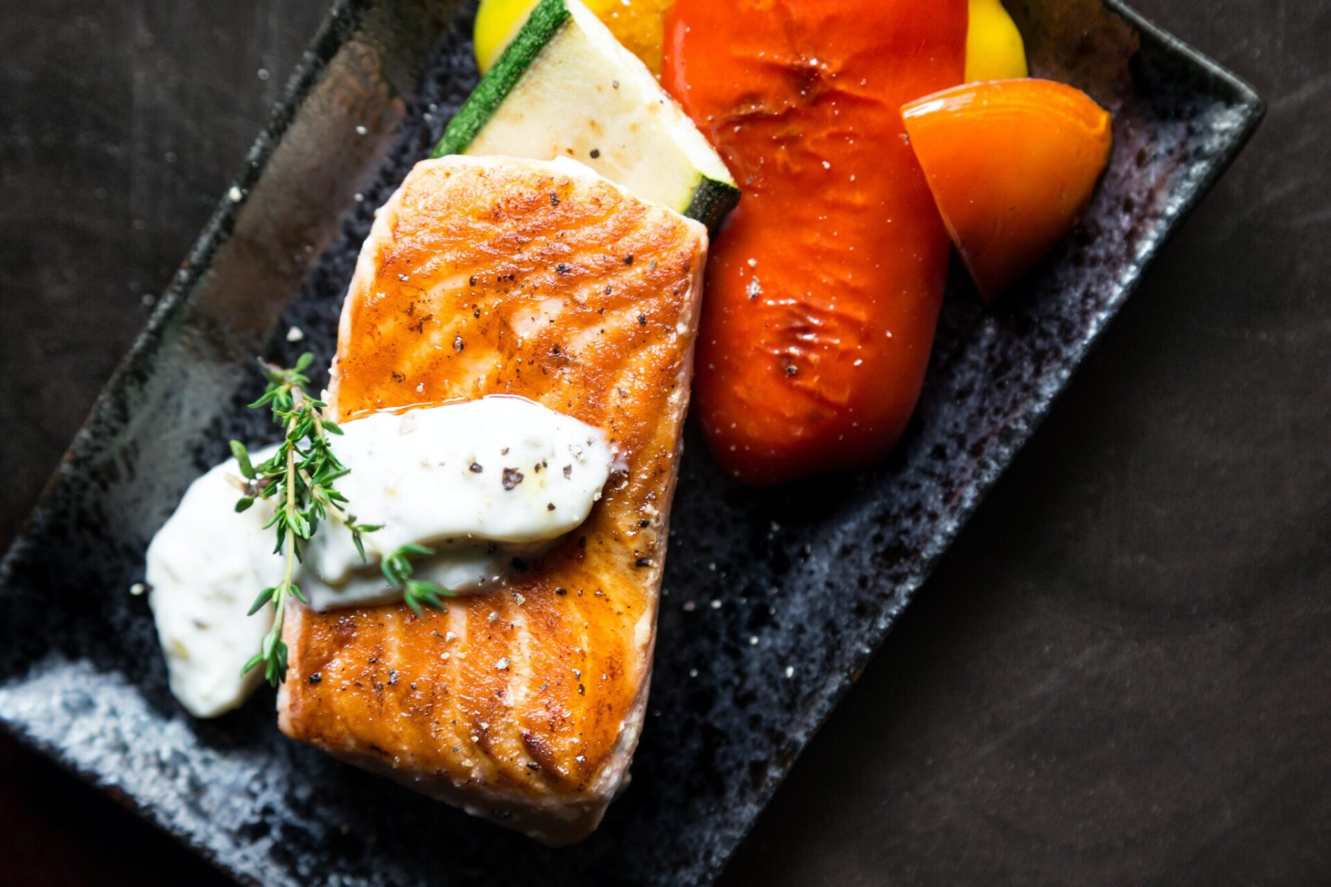 Ovengroenten met zalm