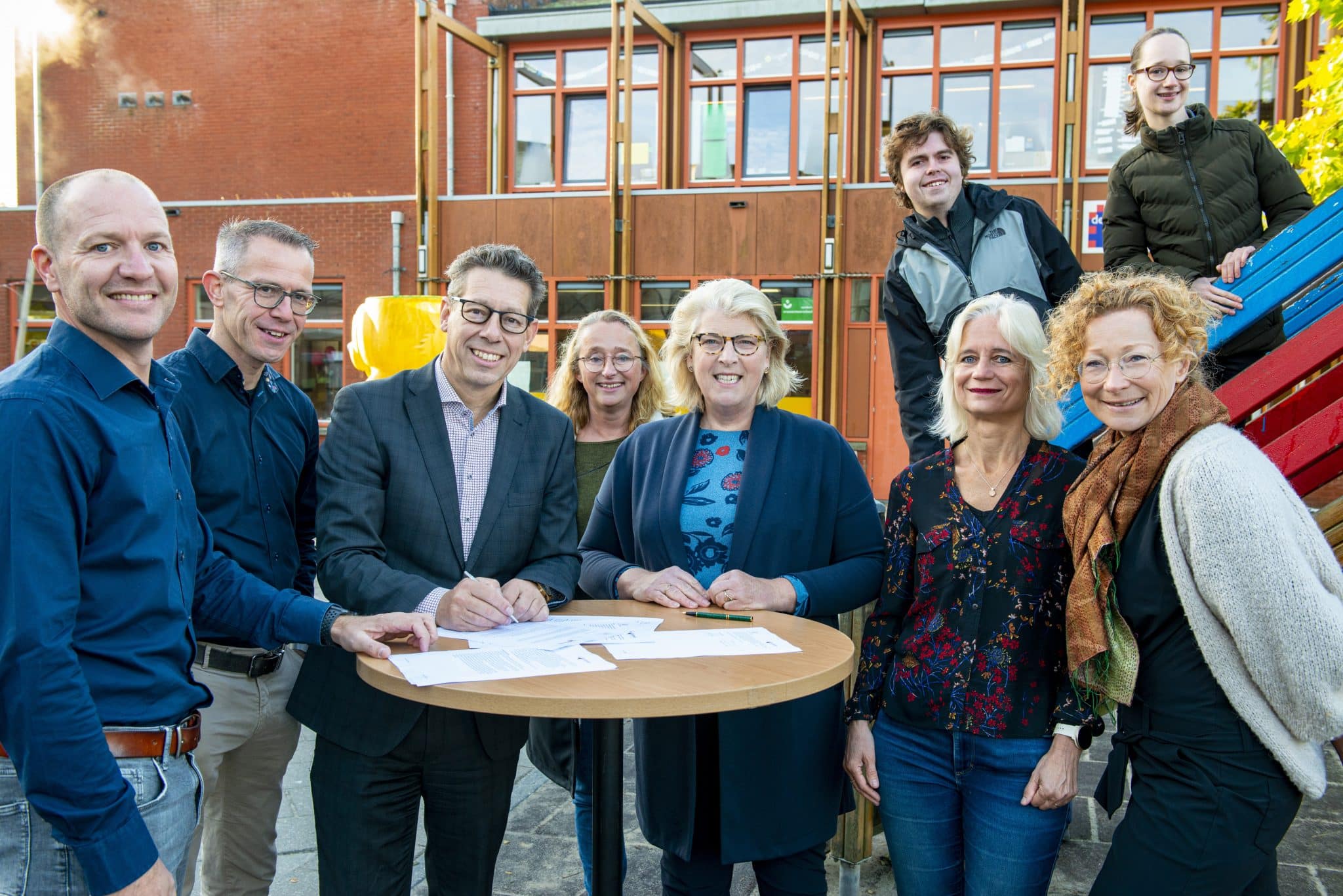 Transformatie Vroonermeerschool naar woonvoorziening