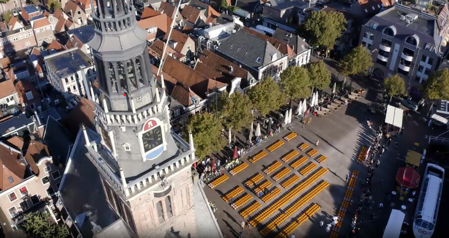 Alkmaarse kaasmarkt internationaal uitgezonden