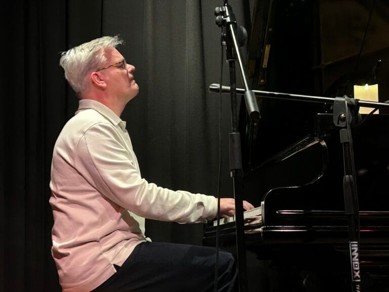 Nieuwjaarskoffie met piano in De Alkenaer