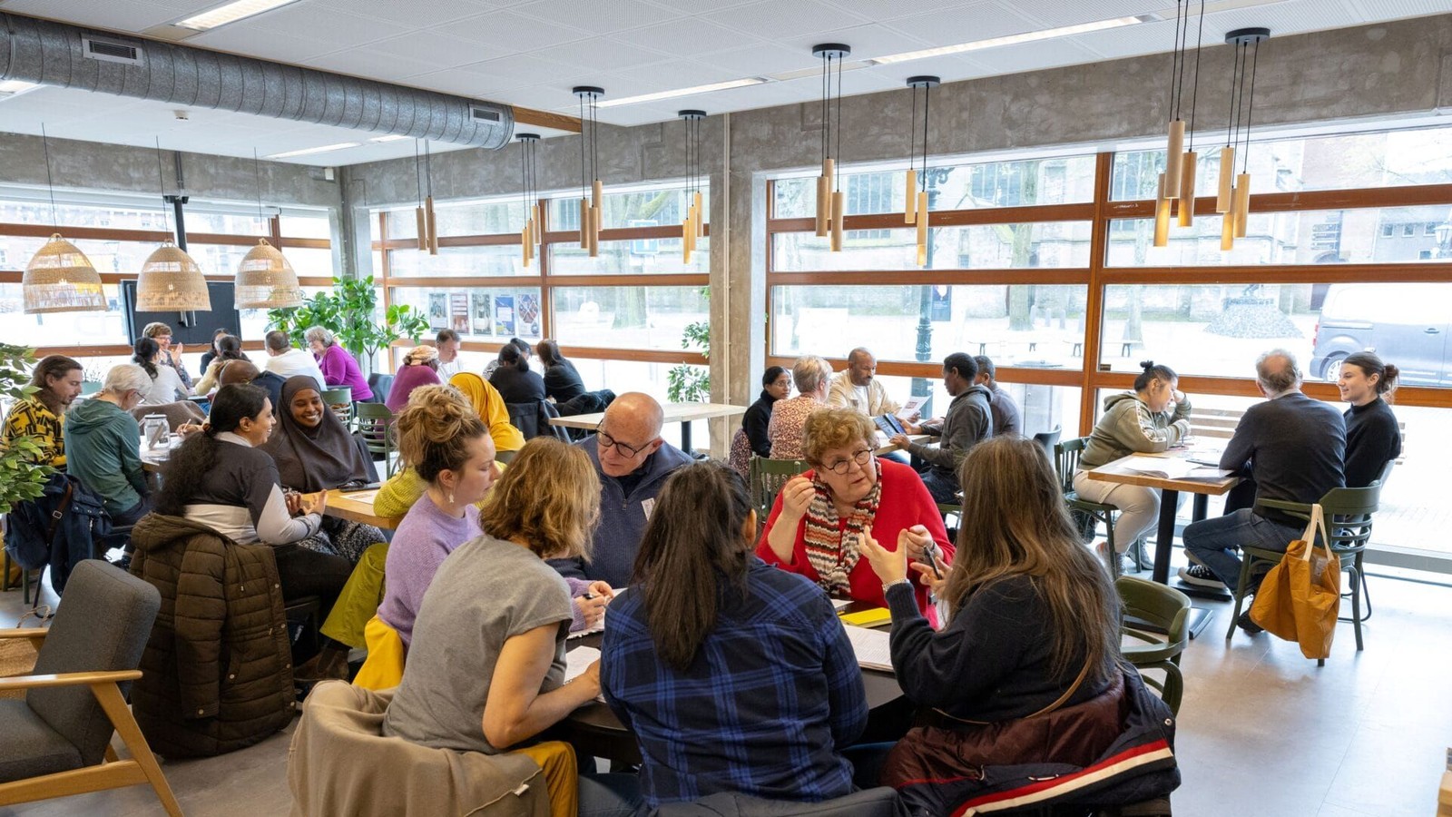 Taalcafe-in-de-bibliotheek-in-Alkmaar-Centrum.jpg